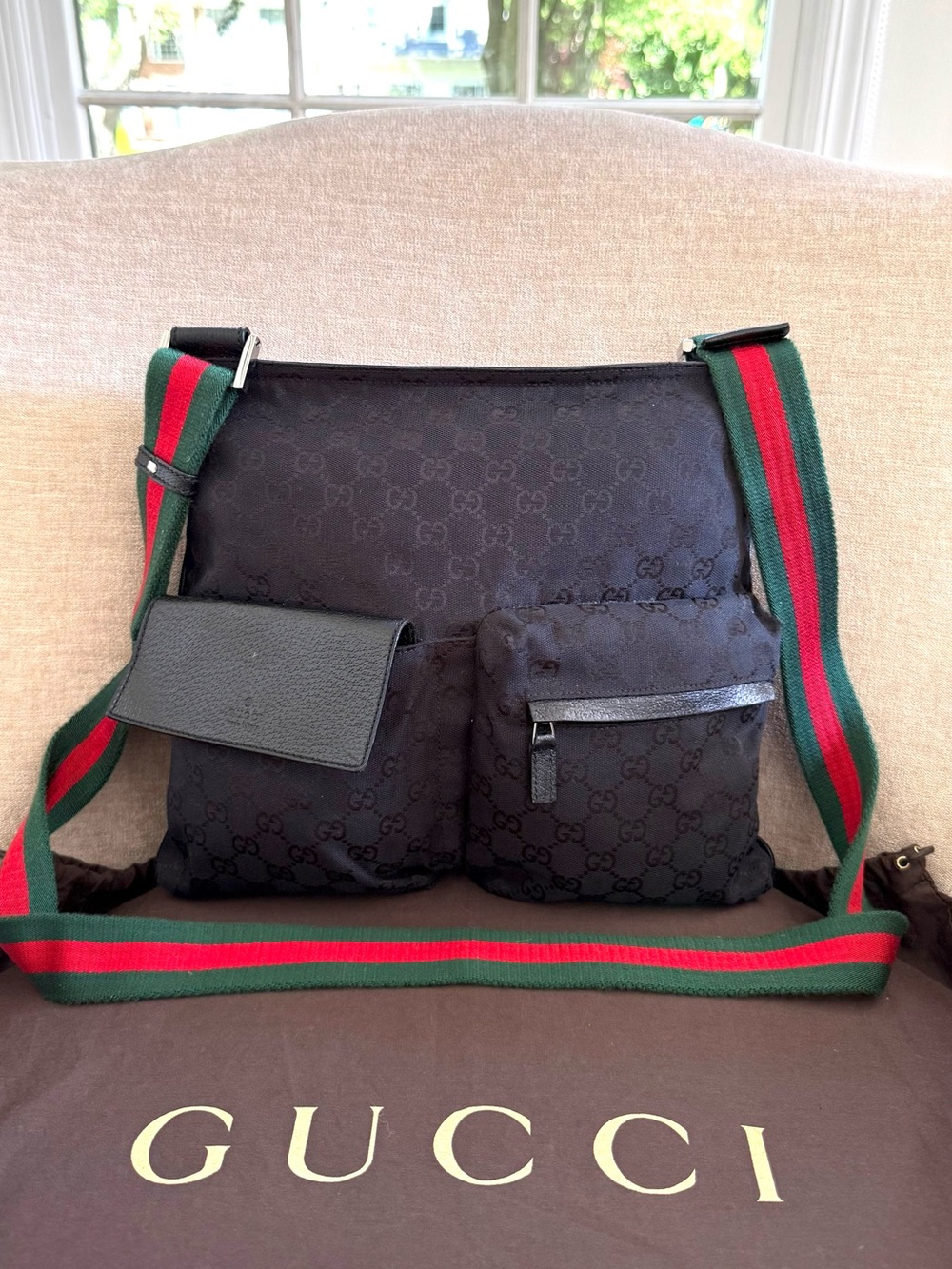 Gucci authentic black monogram canvas crossbody shoulder bag black leather